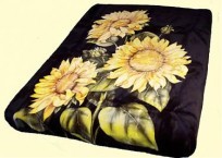 Queen Solaron Sunflowers Black Mink Blanket